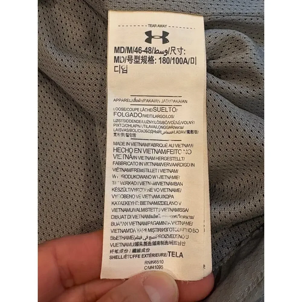 Under Armour Windbreaker Mens Med Gray Camo Hooded Pullover 1/4 Zip Lightweight